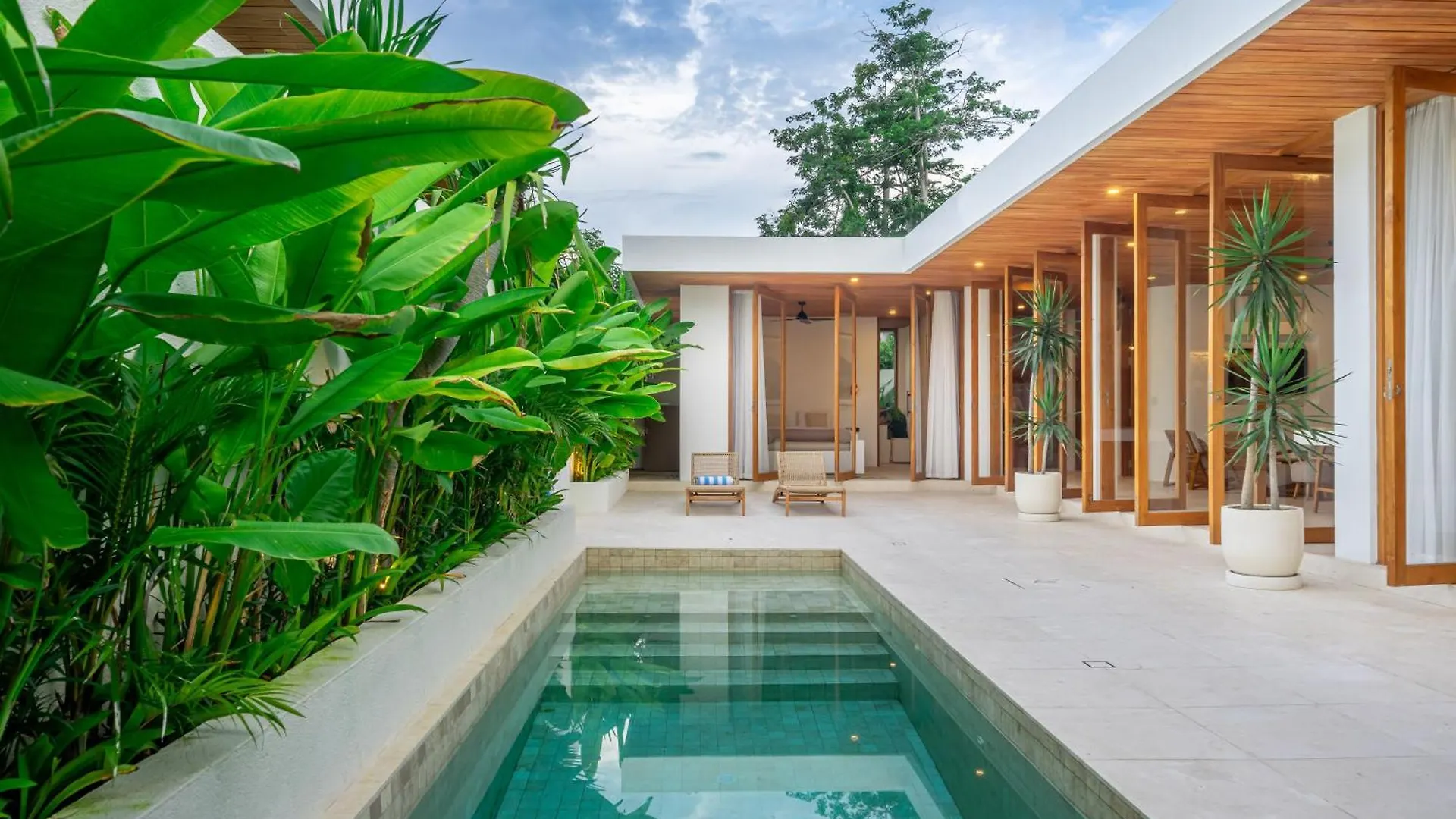Villa Lila Bingin Uluwatu  Indonesia